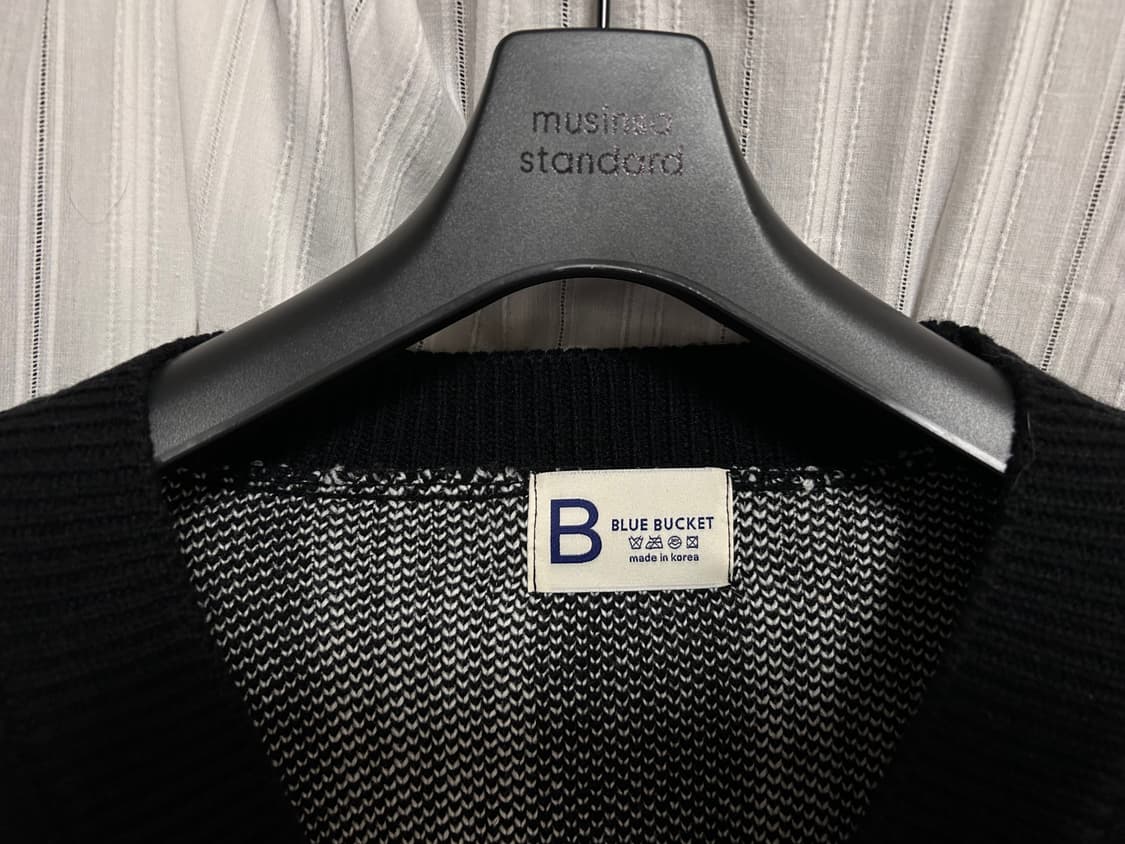 옷장정리 vintage boyfriend 4-stripe cardigan 상품이미지6