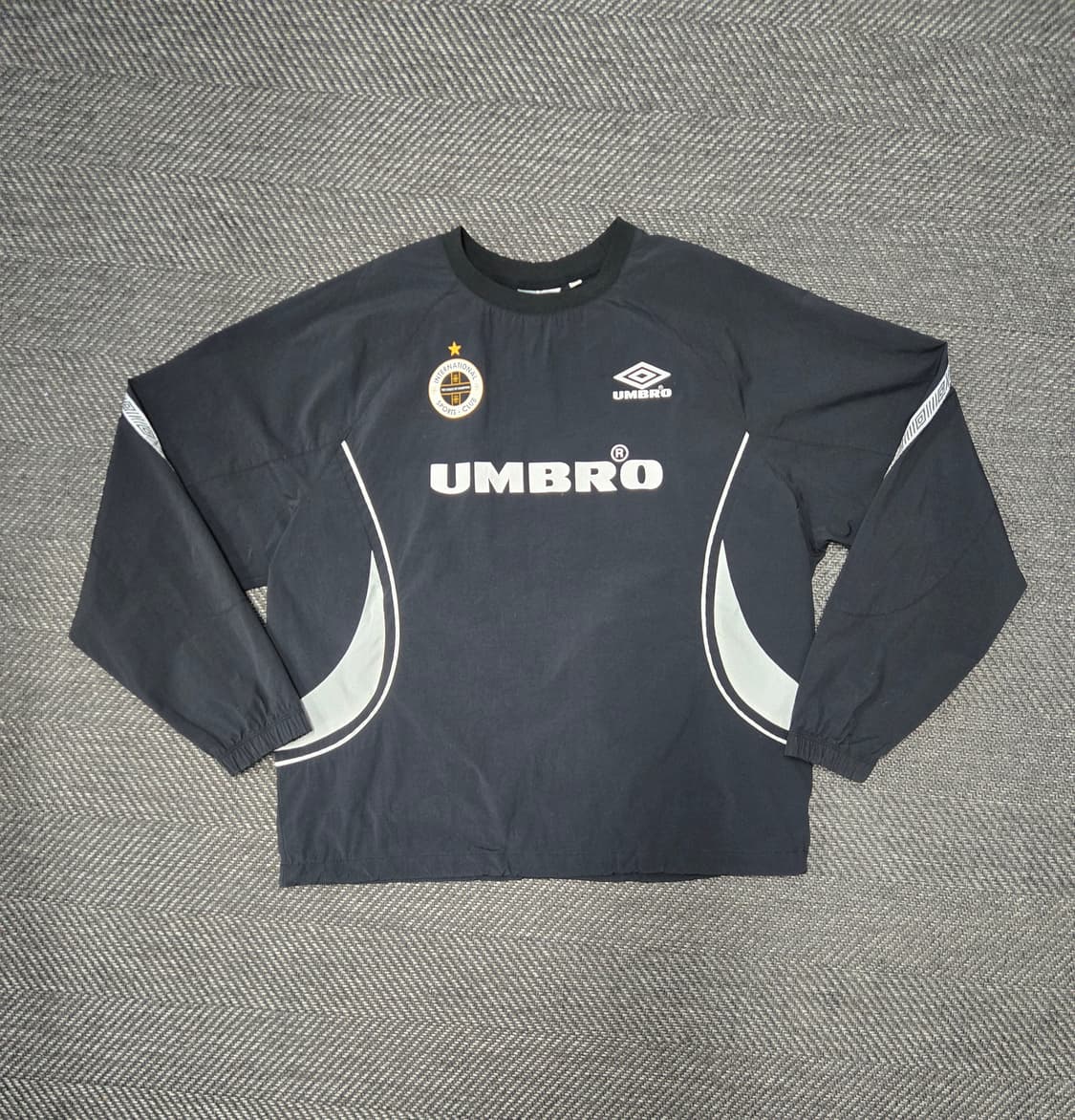 엄브로 우븐 피스테 블랙 상품이미지2