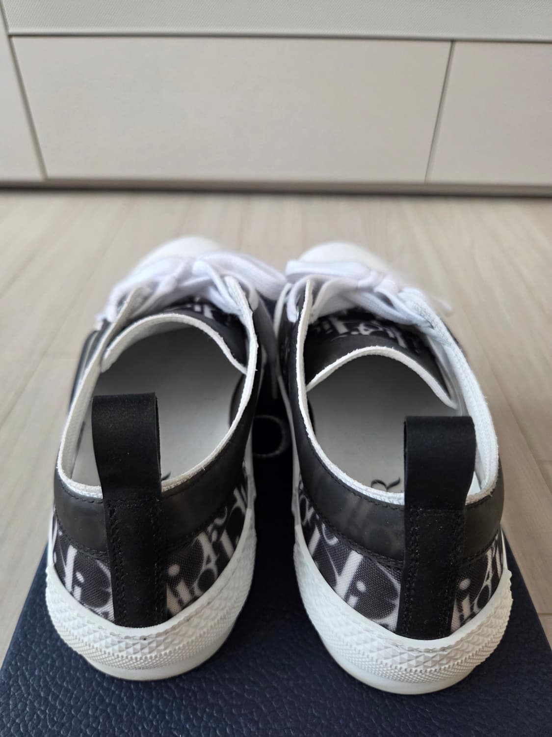 디올 스니커즈(블랙) 상품이미지4