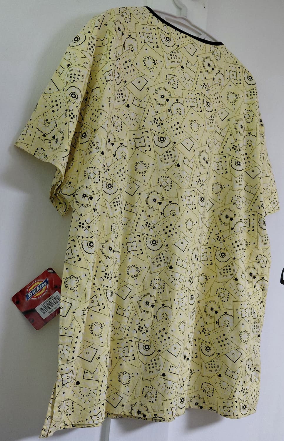 [새상품/2XL] 디키즈(Dickies) 반다나 패턴 스크럽 상의 상품이미지7