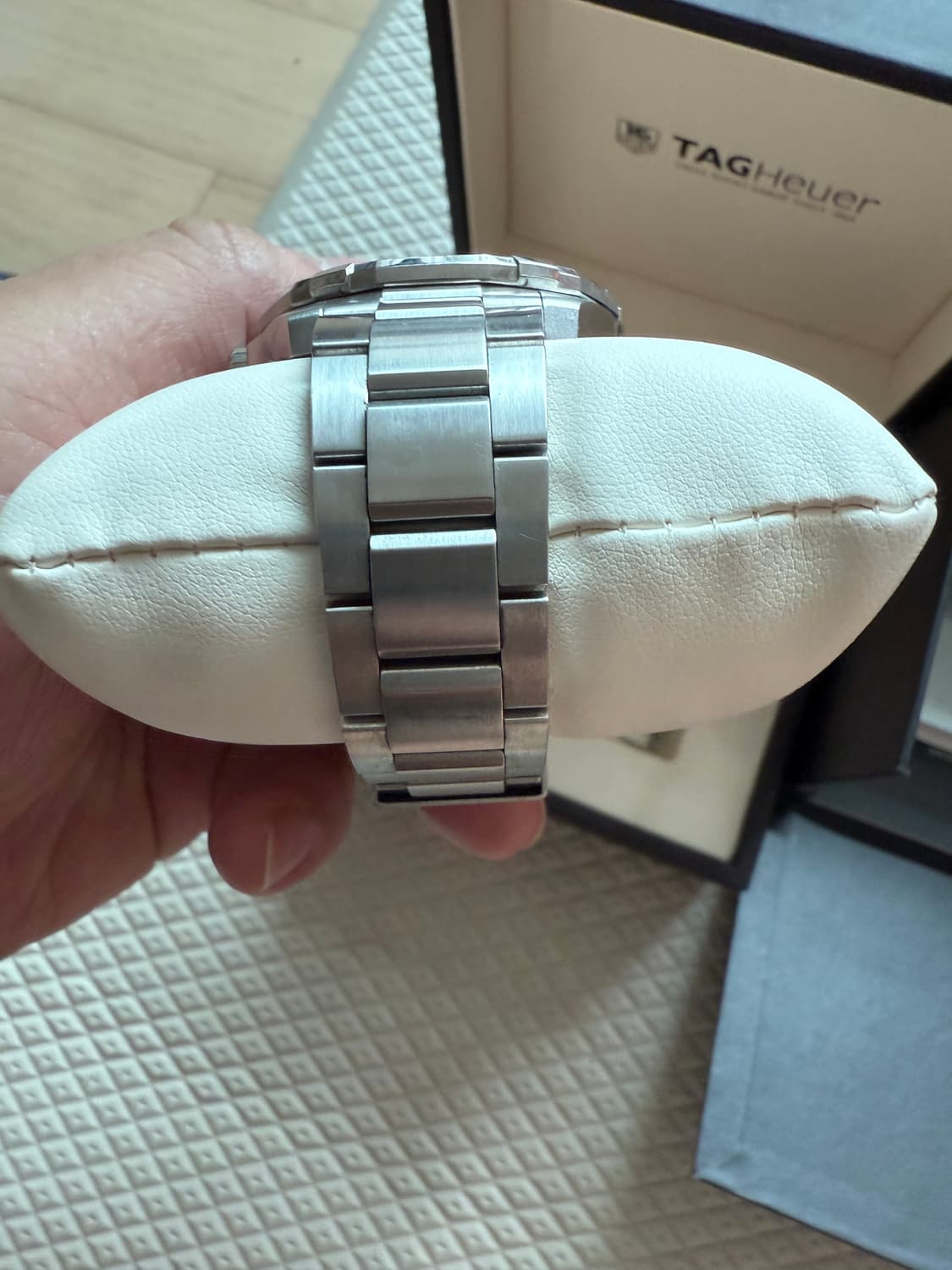 태그호이어 아쿠아레이서 쿼츠 버건디 상품이미지5