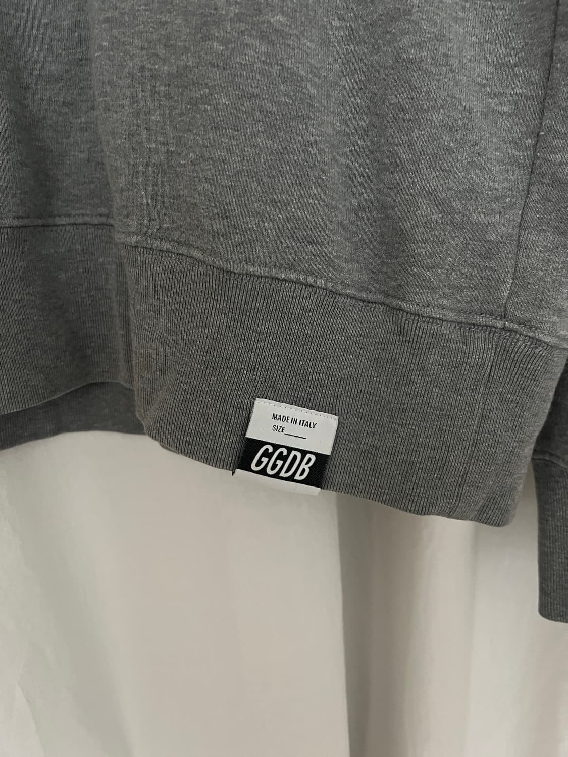 Golden Goose 스팽글 로고 맨투맨 (그레이) 상품이미지4