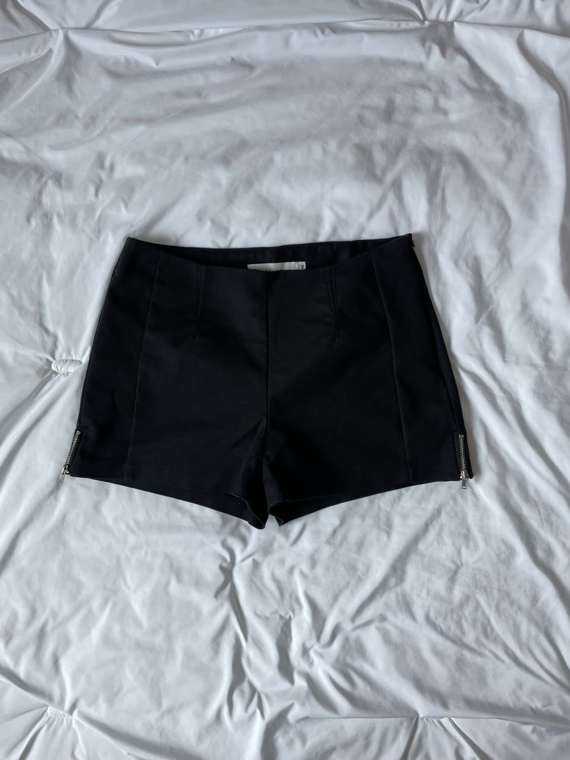 블랙 숏츠 상품이미지1