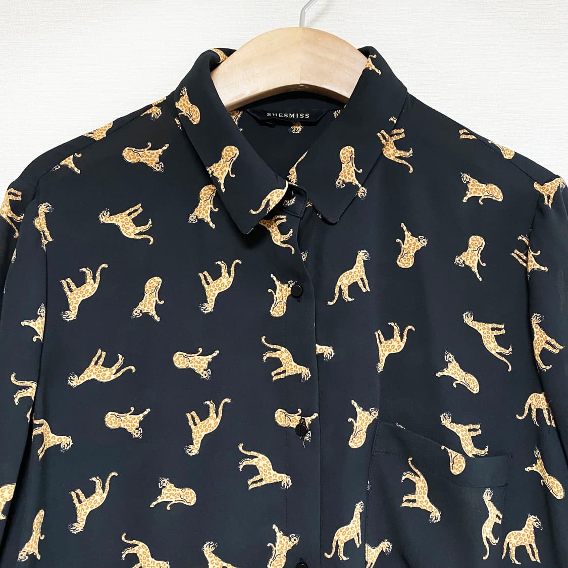 쉬즈미스 레오파드 프린트 버튼 업 셔츠 S 상품이미지2