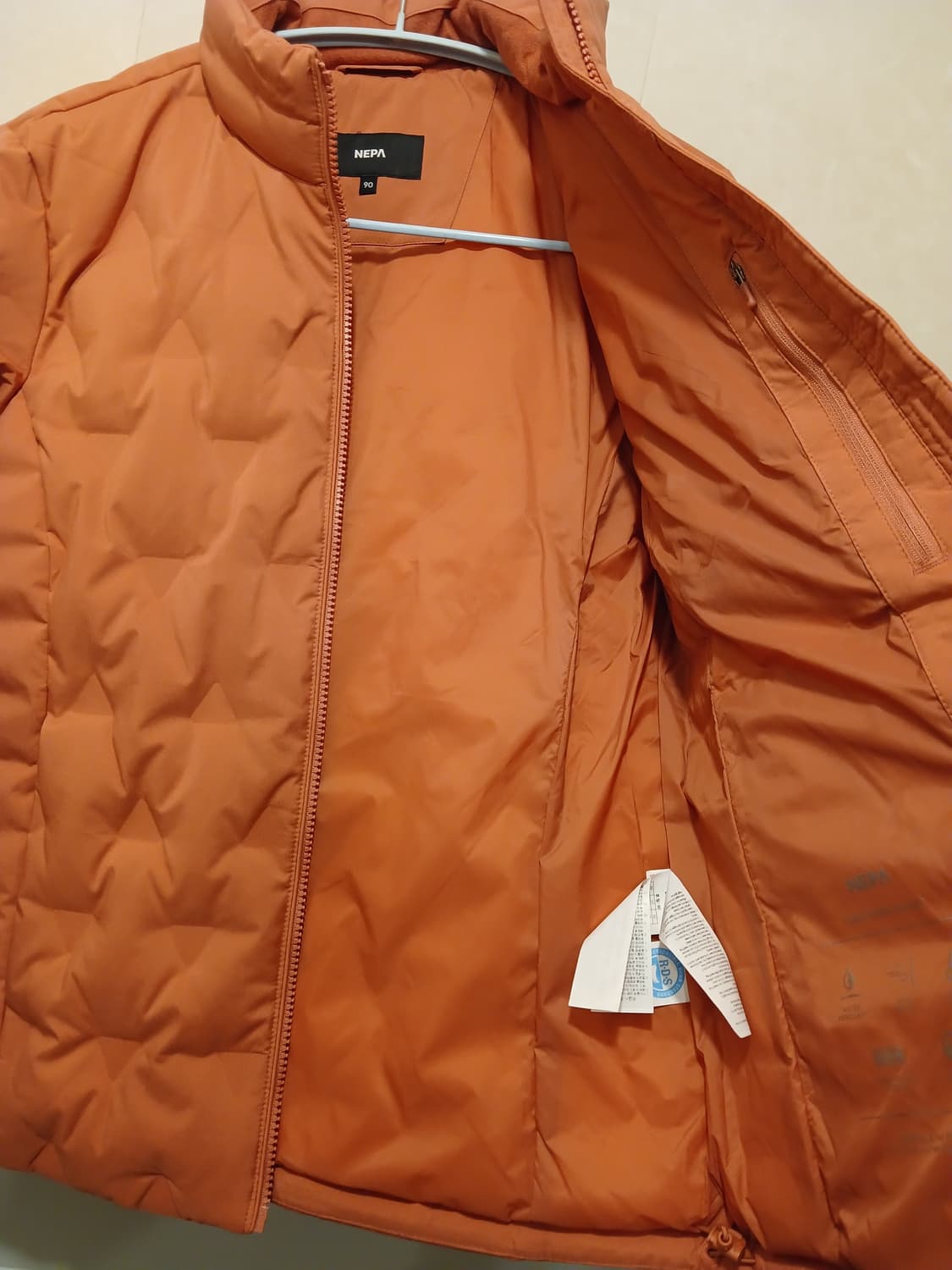 네파 정품 여성 경량패딩 90 사이즈 상품이미지6