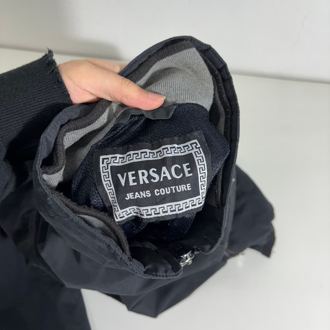 우먼FREE 베르사체 진스 꾸뒤르 메두사 리폼 크롭자켓 상품이미지4