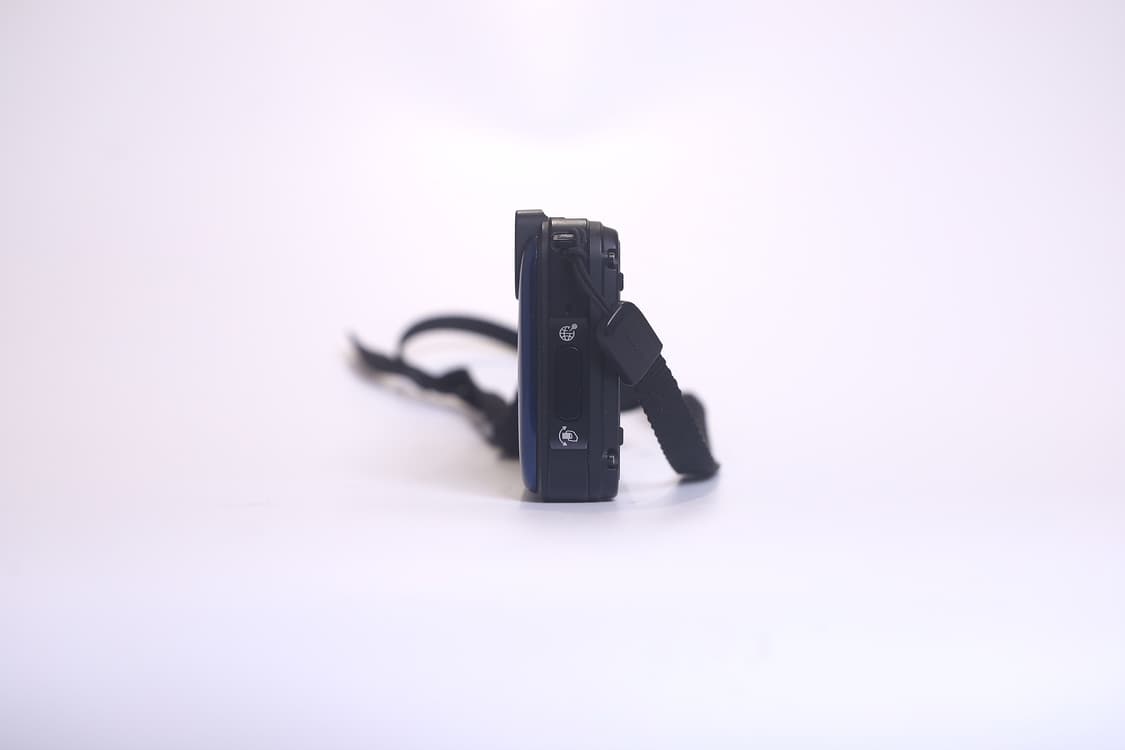 니콘 쿨픽스 AW100 블루 (이체 시 4만원 할인) 상품이미지2