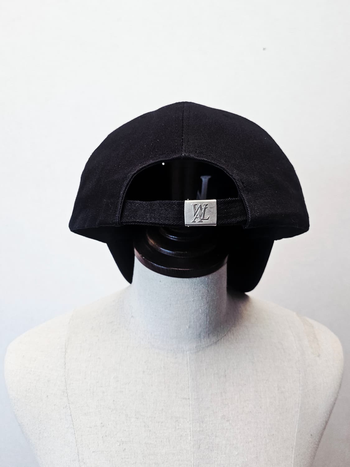 우알롱 시그니처 로고 볼캡 블랙 S(57)

우알롱 시그니처 로고 볼캡  상품이미지8