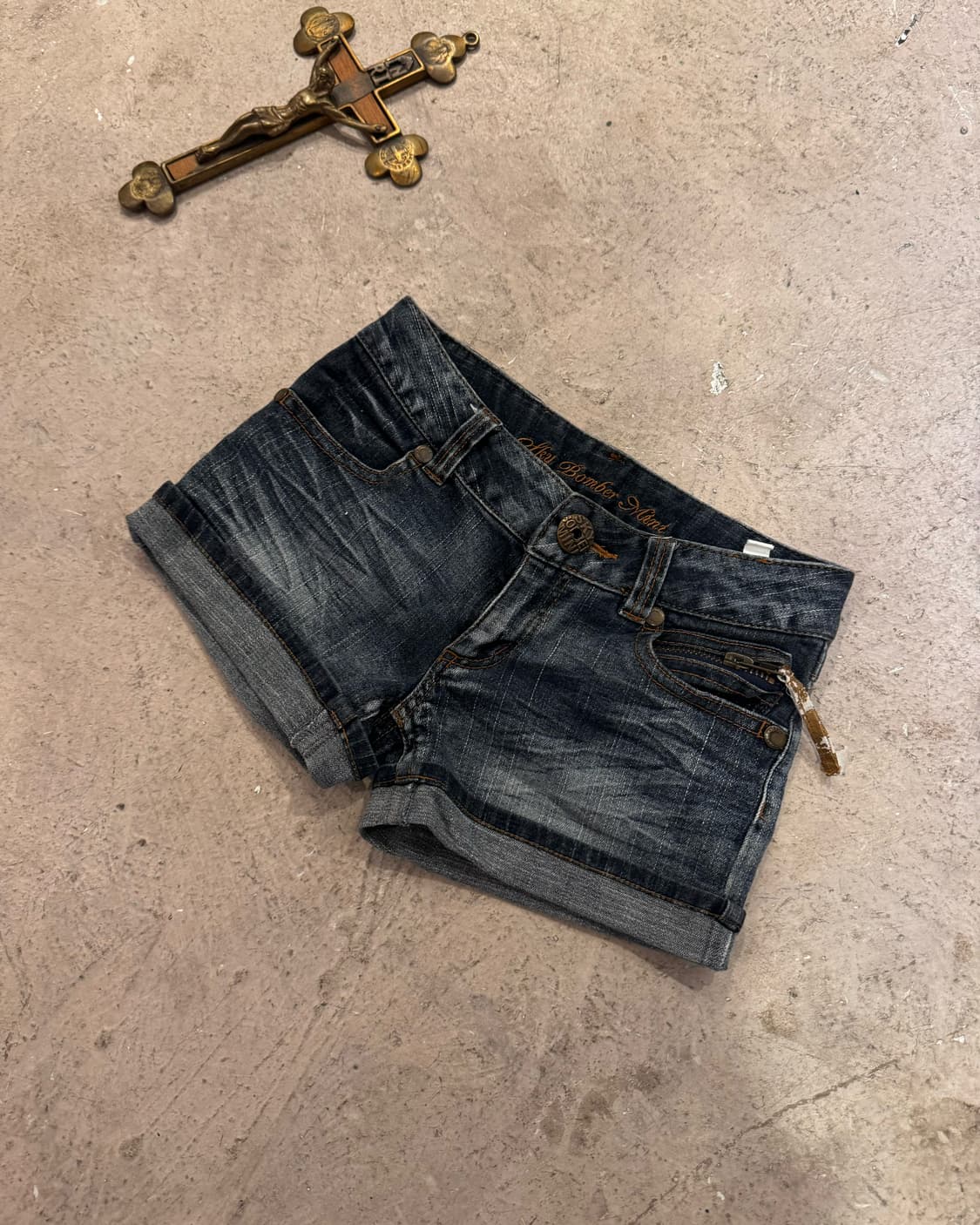 SKY BOMBER 큐빅 데님 숏츠 상품이미지4