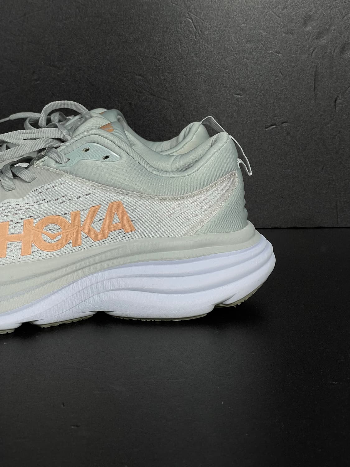 [265] 호카오네오네 본디8 스니커즈 상품이미지7