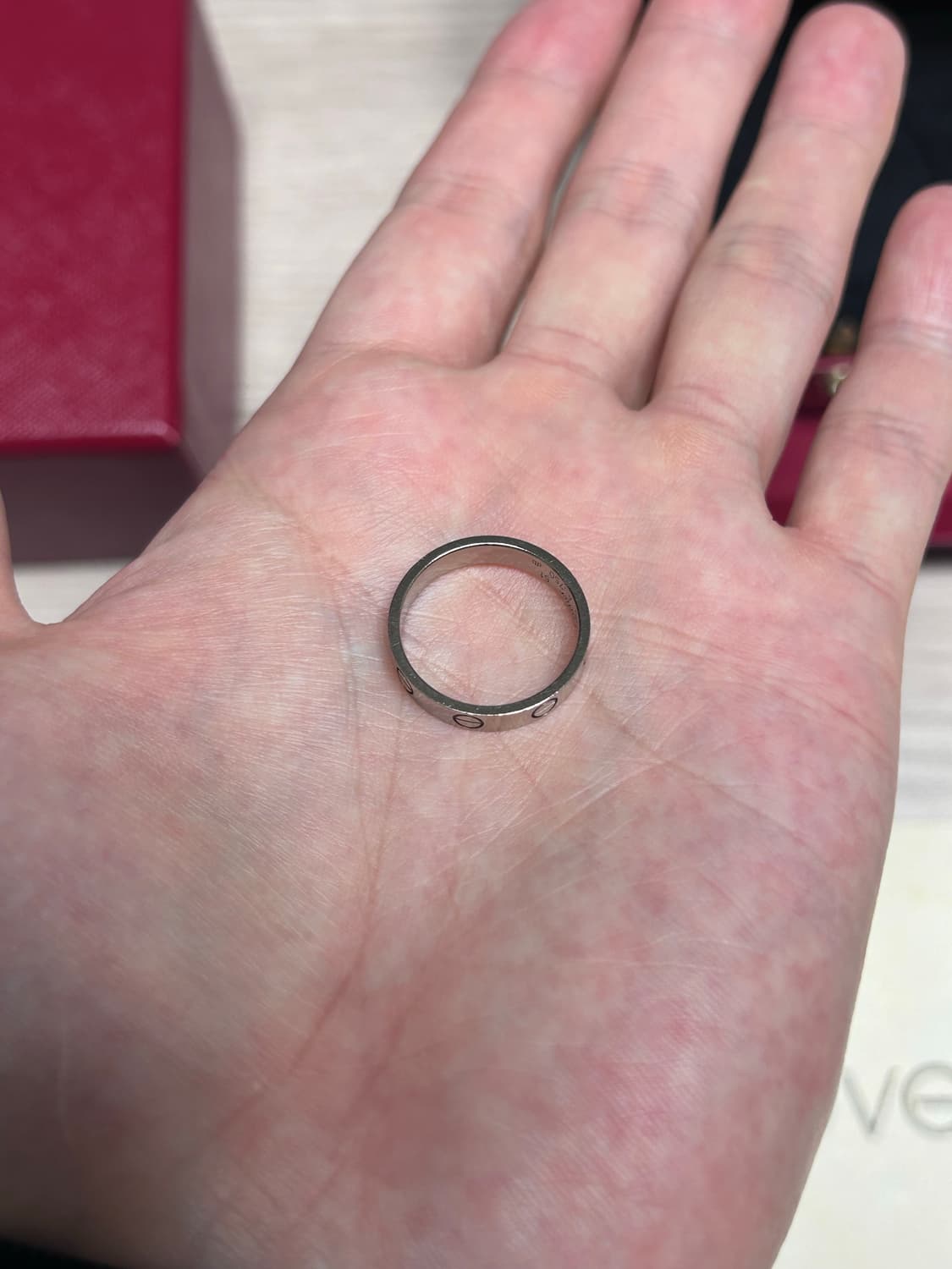 [51호] 까르띠에 러브링 스몰 화이트골드 상품이미지4