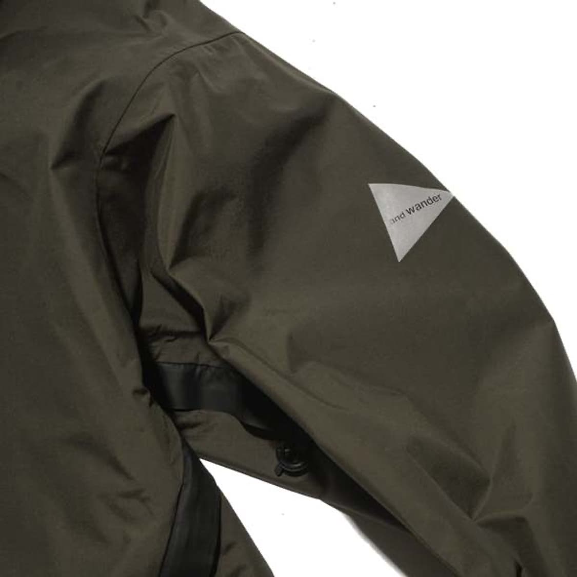 and wander 2.5L hiker rain jacket khaki 상품이미지4