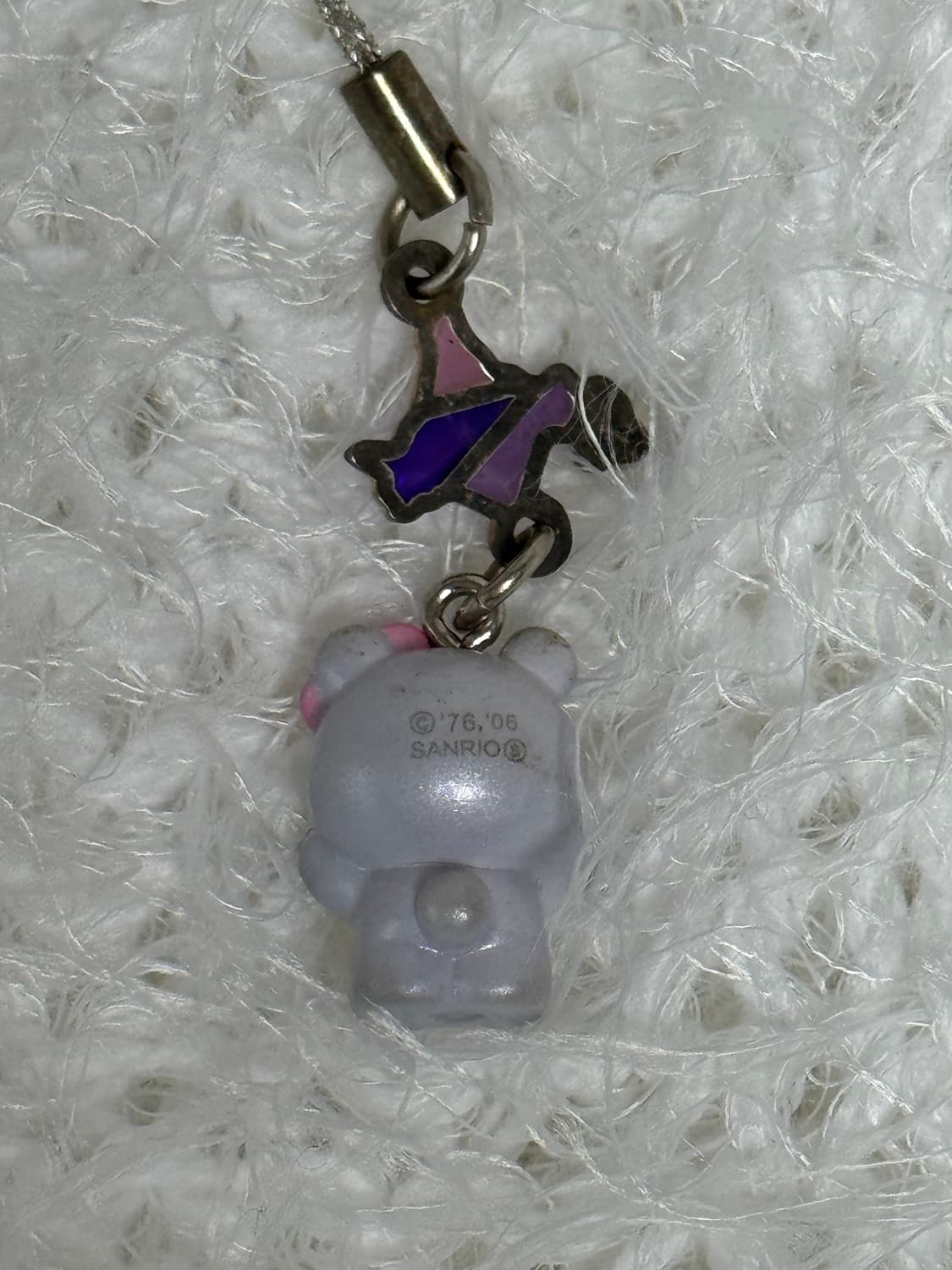 🐯💟고전 키티 훗카이도 지역한정 라벤더 키티스트랩 어흥곰 상품이미지2