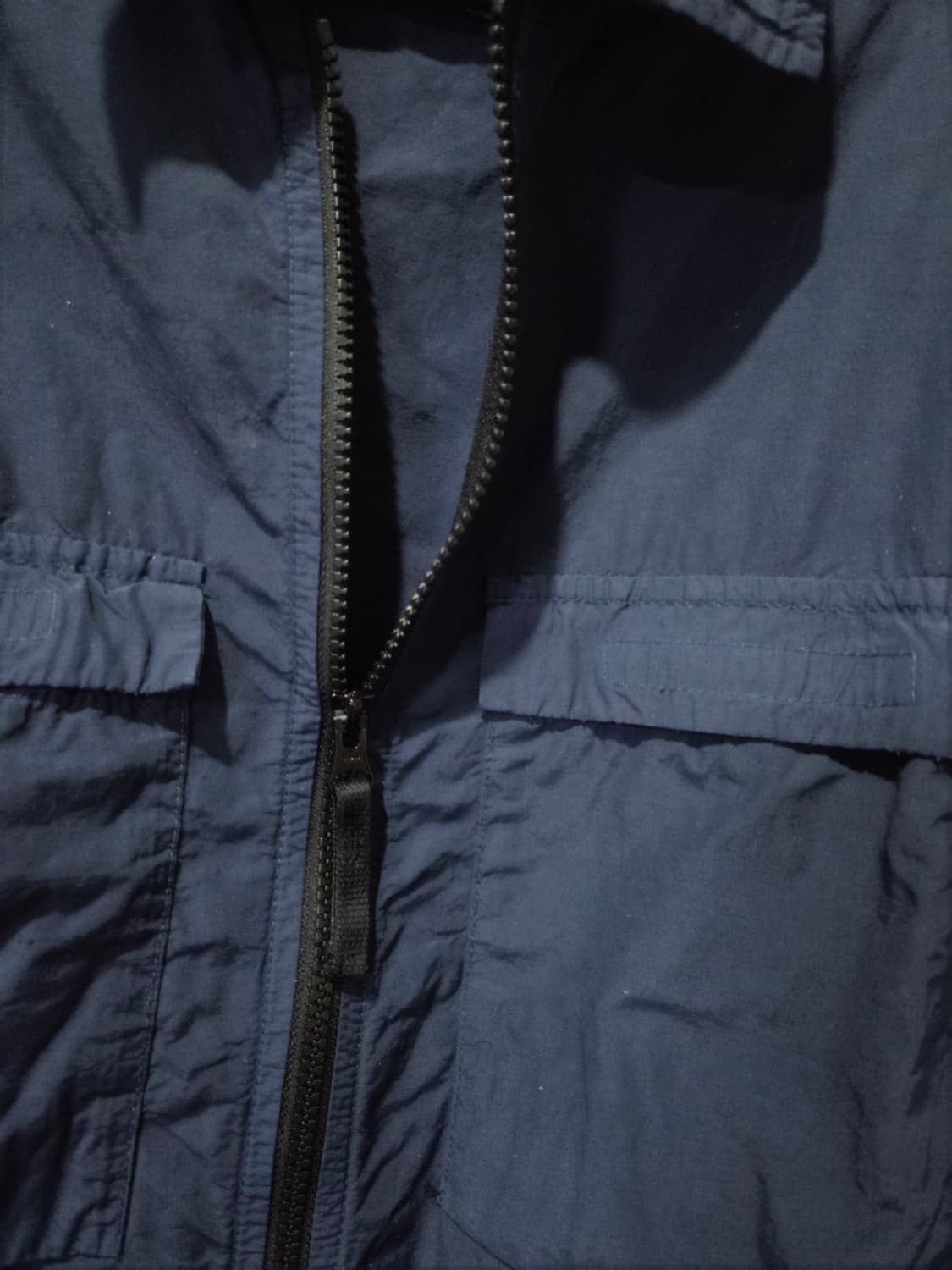 정품 스톤아일랜드 나일론 포켓 오버셔츠 상태굳 95/M 상품이미지4