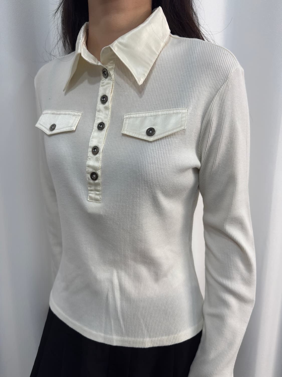 white pocket knit slim top 상품이미지4