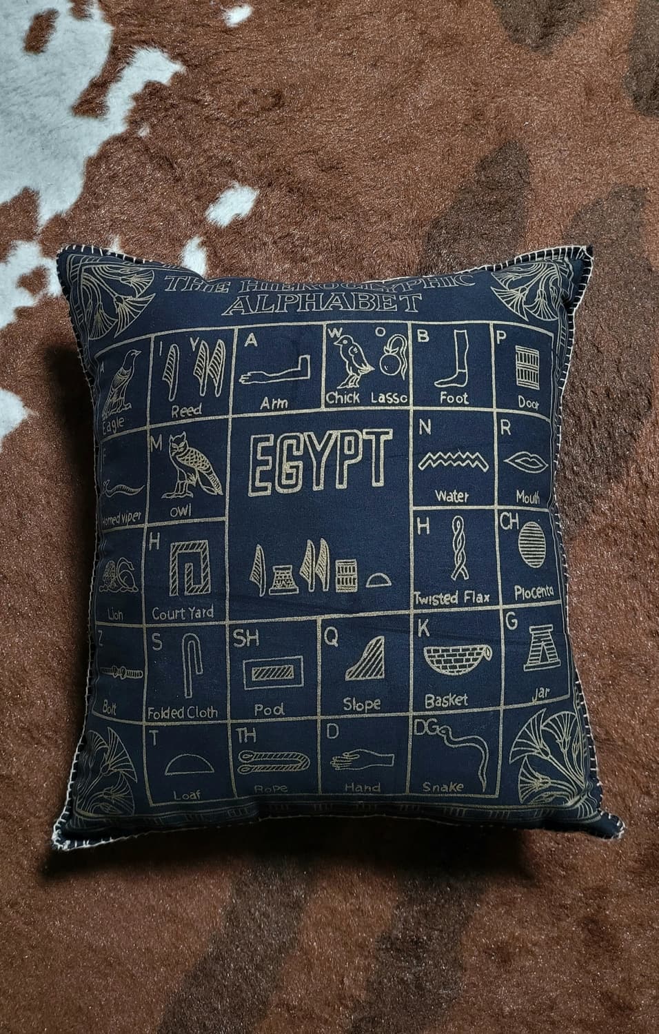 이집트 패브릭 핸드메이드 쿠션(40*43) 상품이미지1