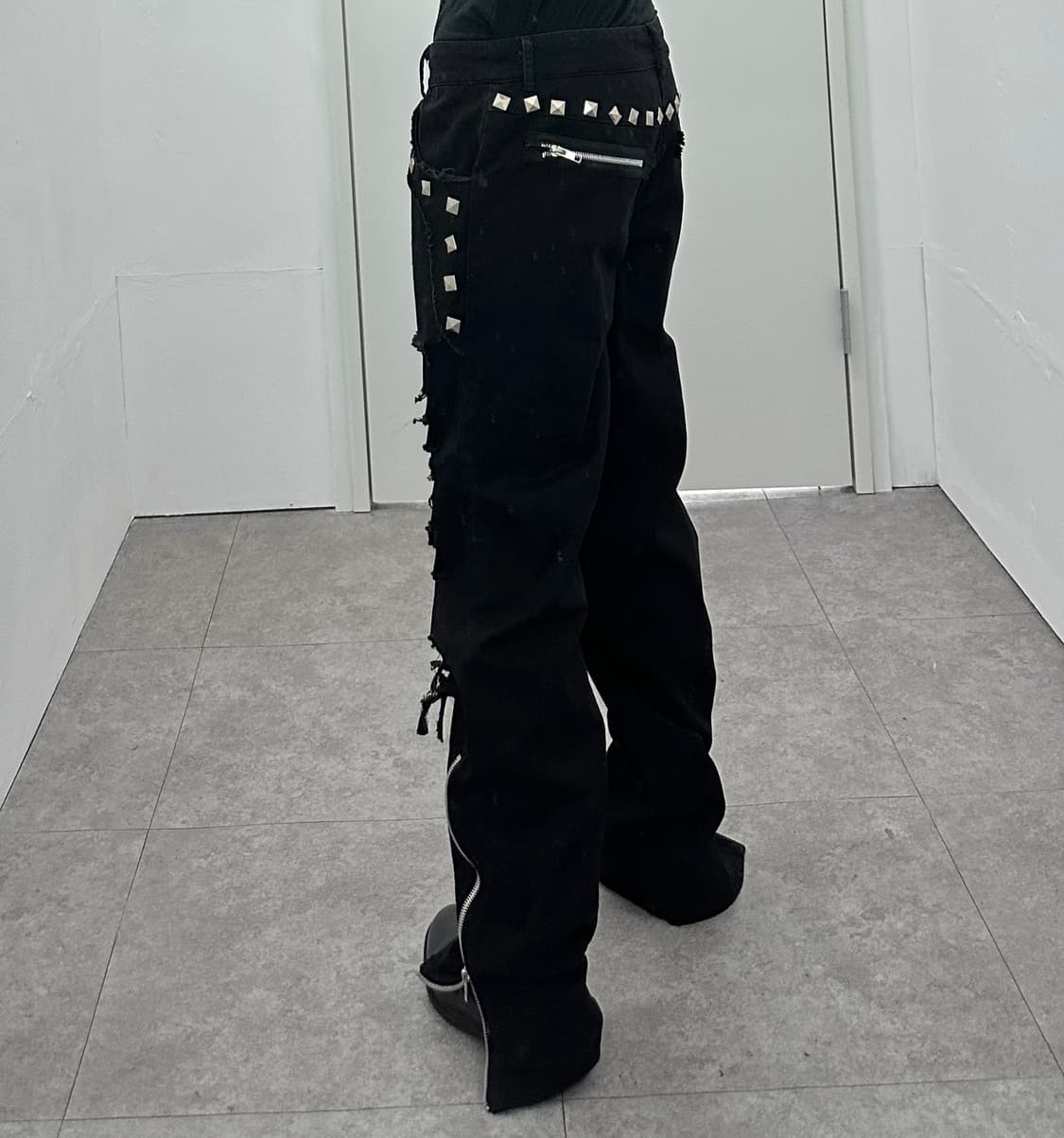 GLP Studded Distressed Punk Pants 상품이미지5