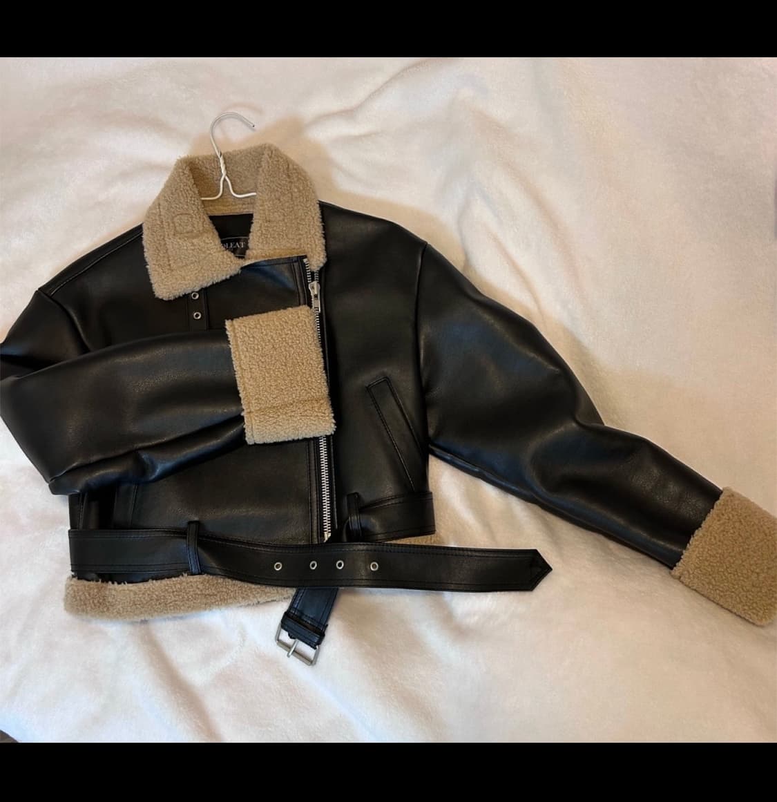 콜릿 크롭 무스탕 판매 상품이미지1