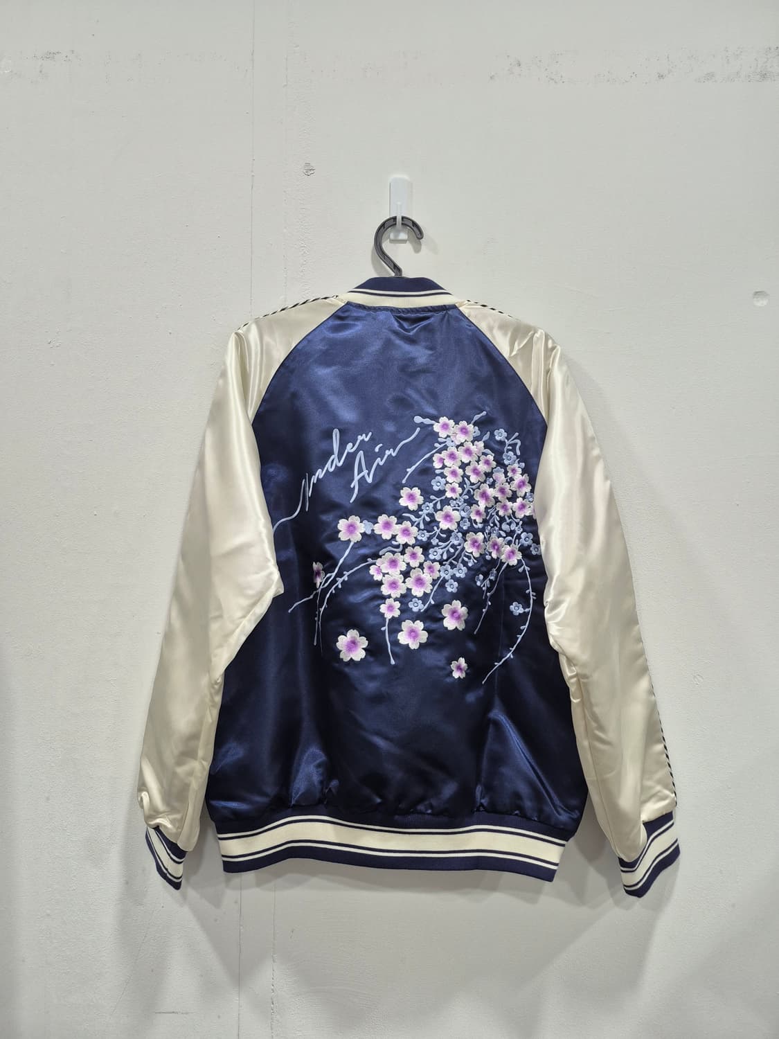 (새상품) 언더에어 사쿠라 스톰 스카쟌 남성 95~100사이즈 상품이미지3