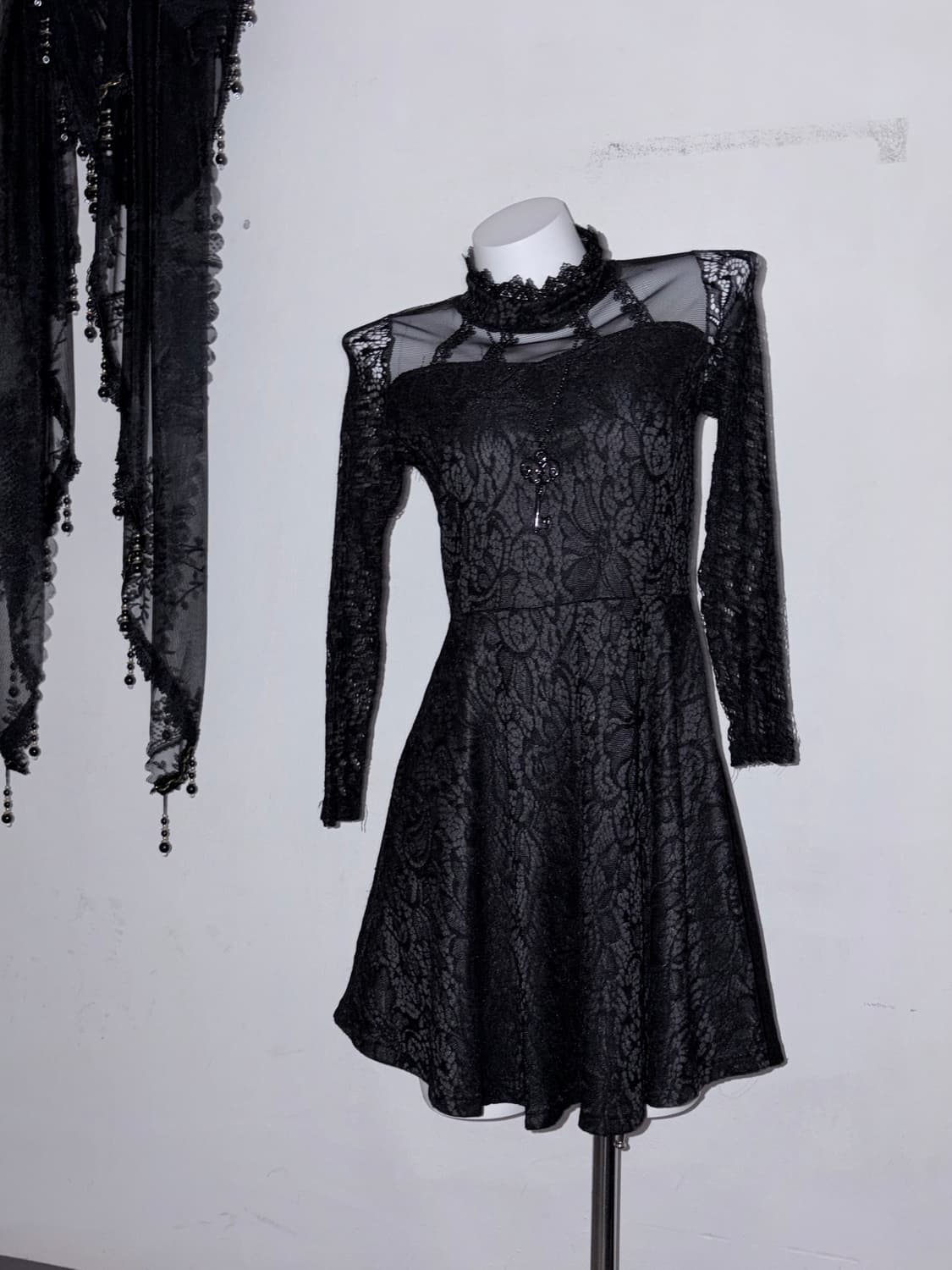 레이스 고딕 원피스 고스 블랙 원피스 미사깔 다크페미닌 오사라기 상품이미지2