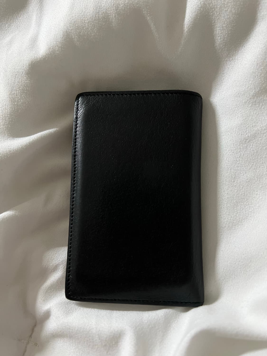 까르띠에 블랙 가죽 반지갑 상품이미지4