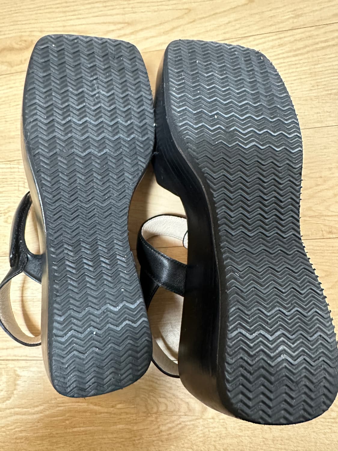 오소이 90‘s 스트랩힐 245 블랙 상품이미지6