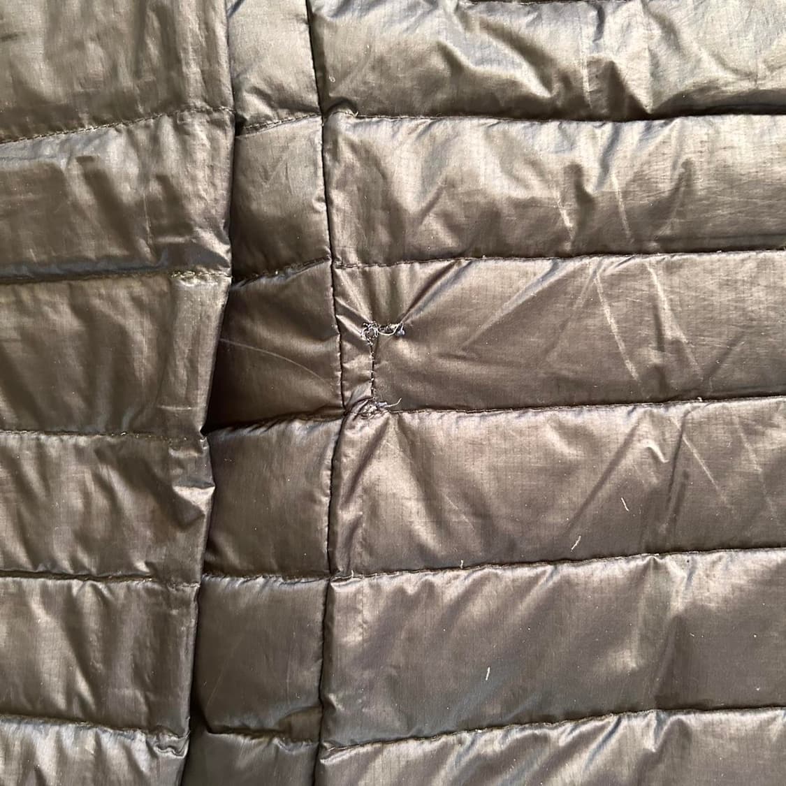 파타고니아 경량패딩 블랙 상품이미지8