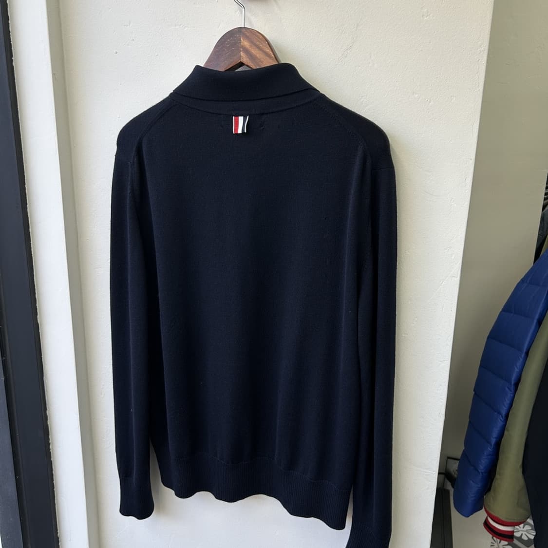 15987 - 톰브라운 카라 4선 울 니트 (울 100%) 상품이미지5