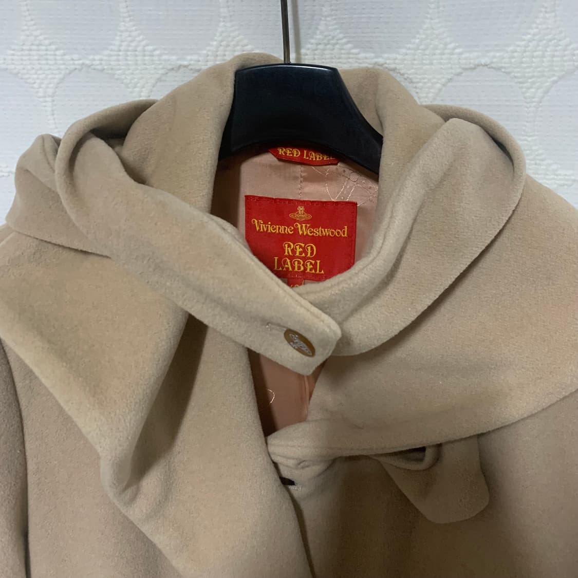 viviennewestwood 스카프가 달린 코트 상품이미지6