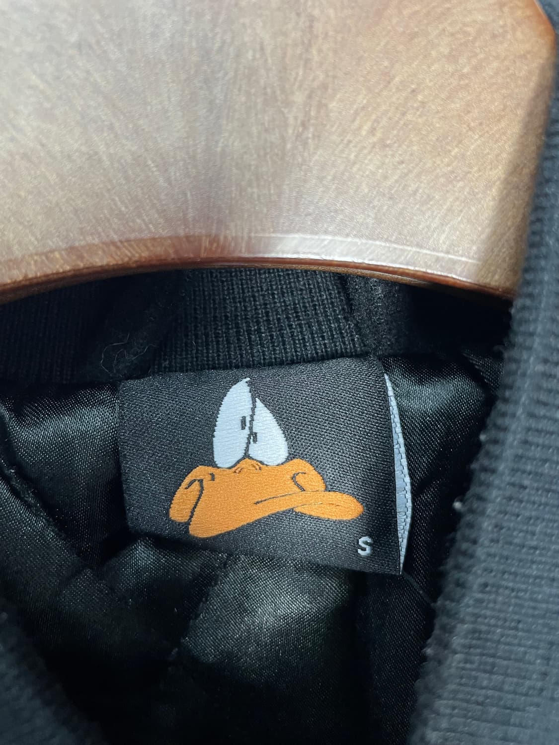 빈티지 루니툰 자수 블랙 바시티 자켓 H2213 상품이미지6