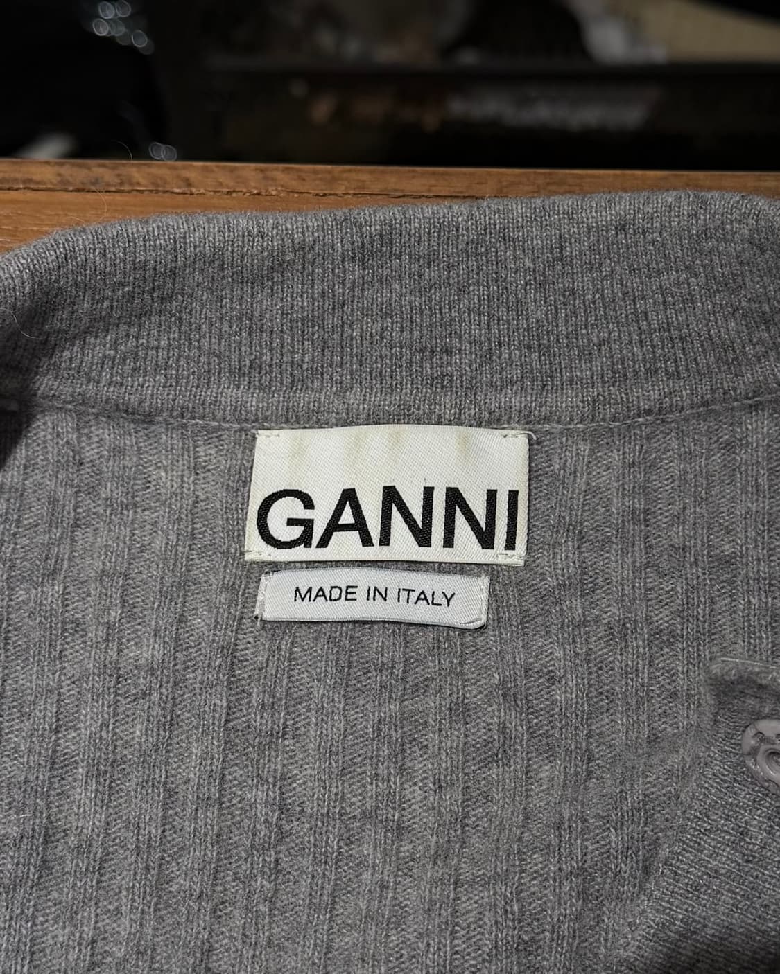 가니 그레이 립니트 스냅버튼 롱슬리브 탑 상품이미지7