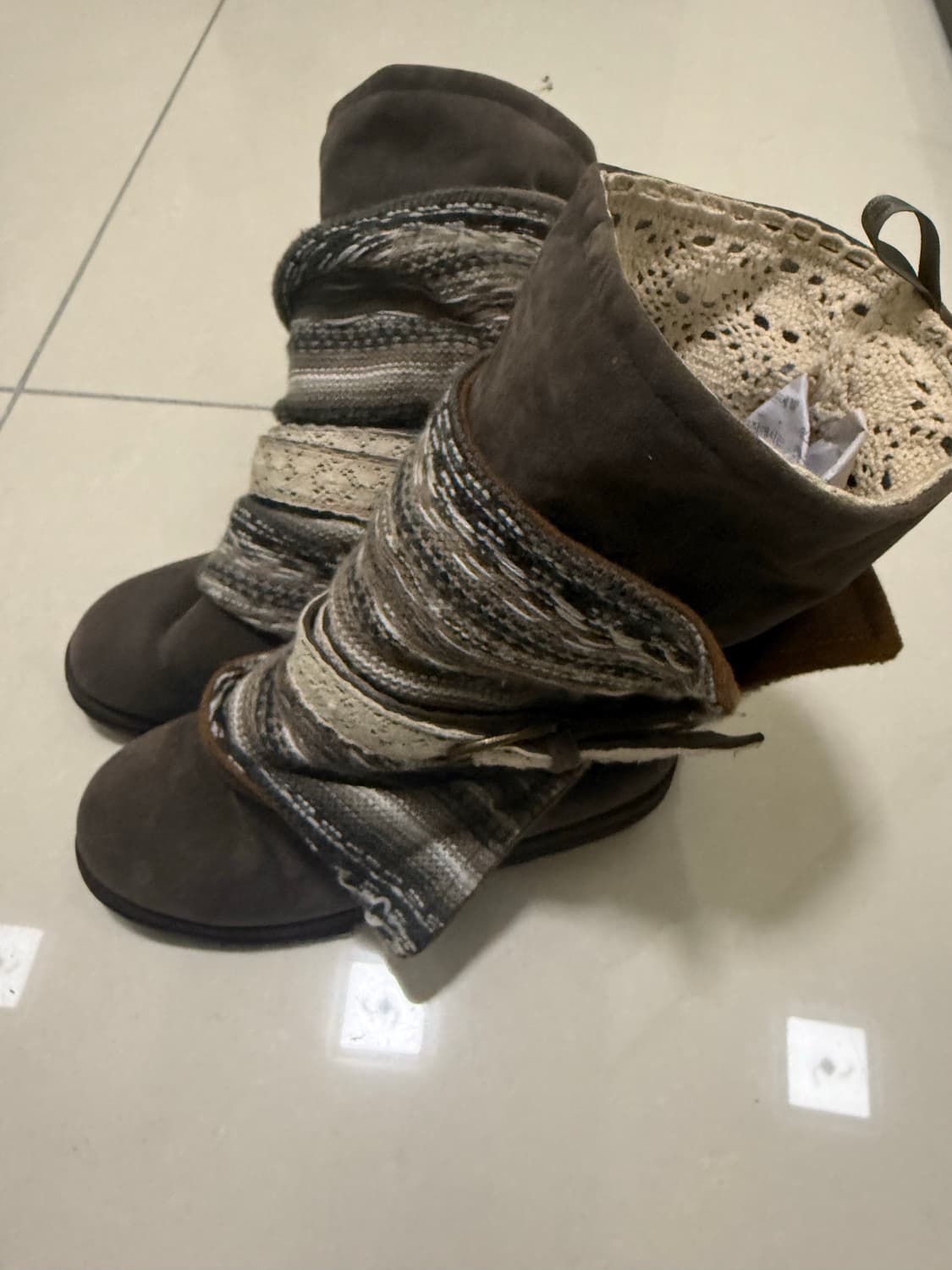 Mukluks 니트벨트 부츠 상품이미지3