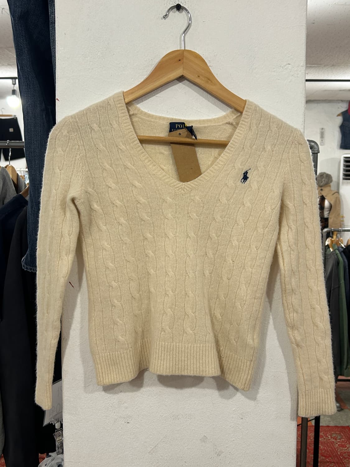 폴로 니트 상품이미지1