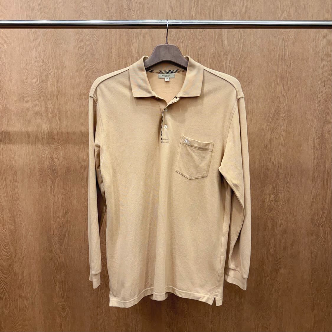 버버리 런던 코튼 긴팔 카라티 포켓 디테일 클래식 베이지 상품이미지2