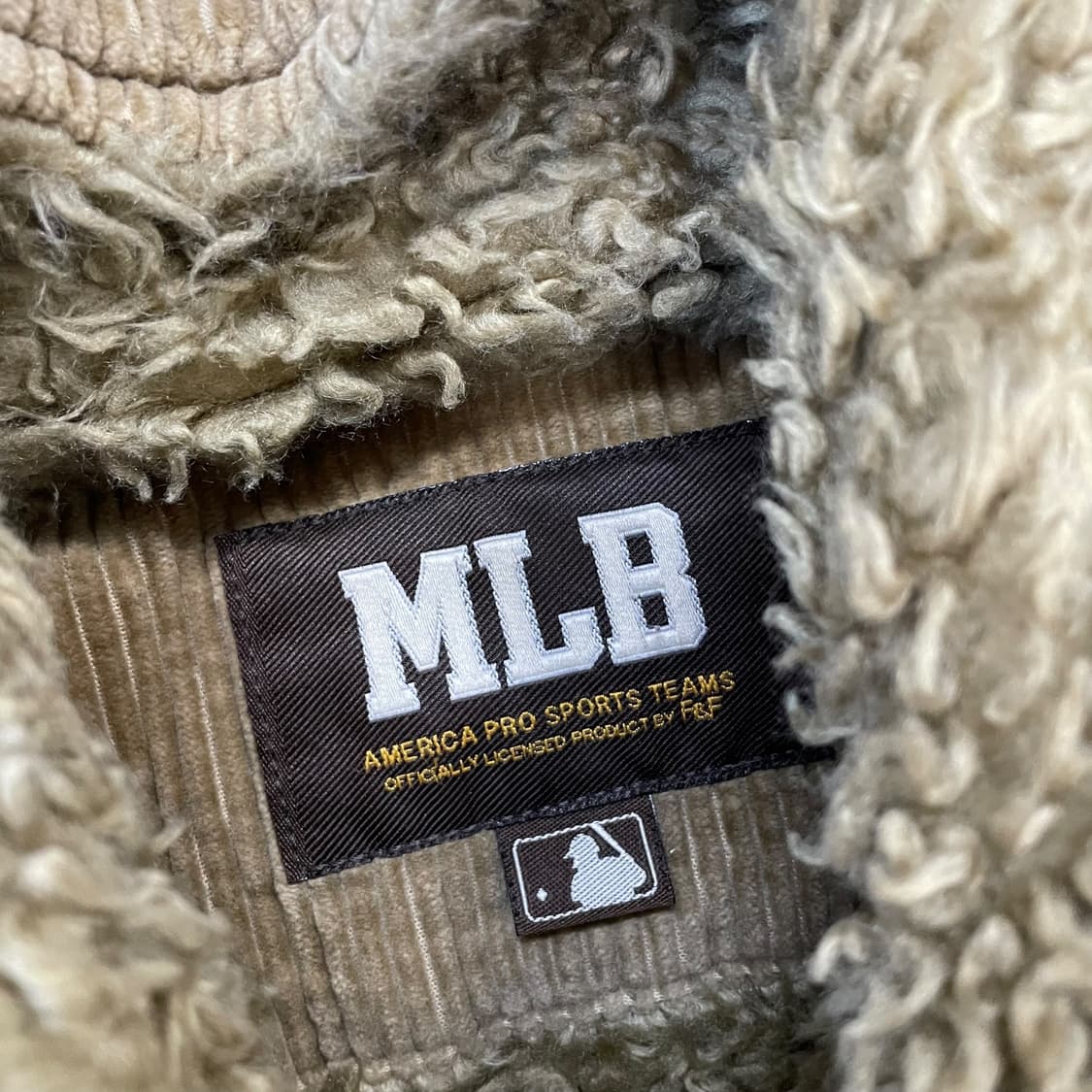 MLB 00s 화이트삭스 코듀로이 후드 자켓 브라운 상품이미지4