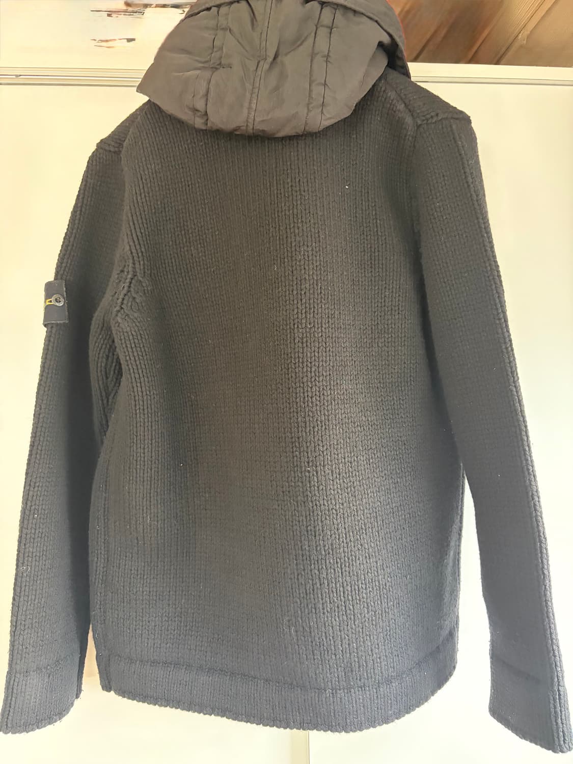 스톤아일랜드 와펜 프리마로프트 울 집업 자켓 M 블랙 7315557B8 상품이미지2