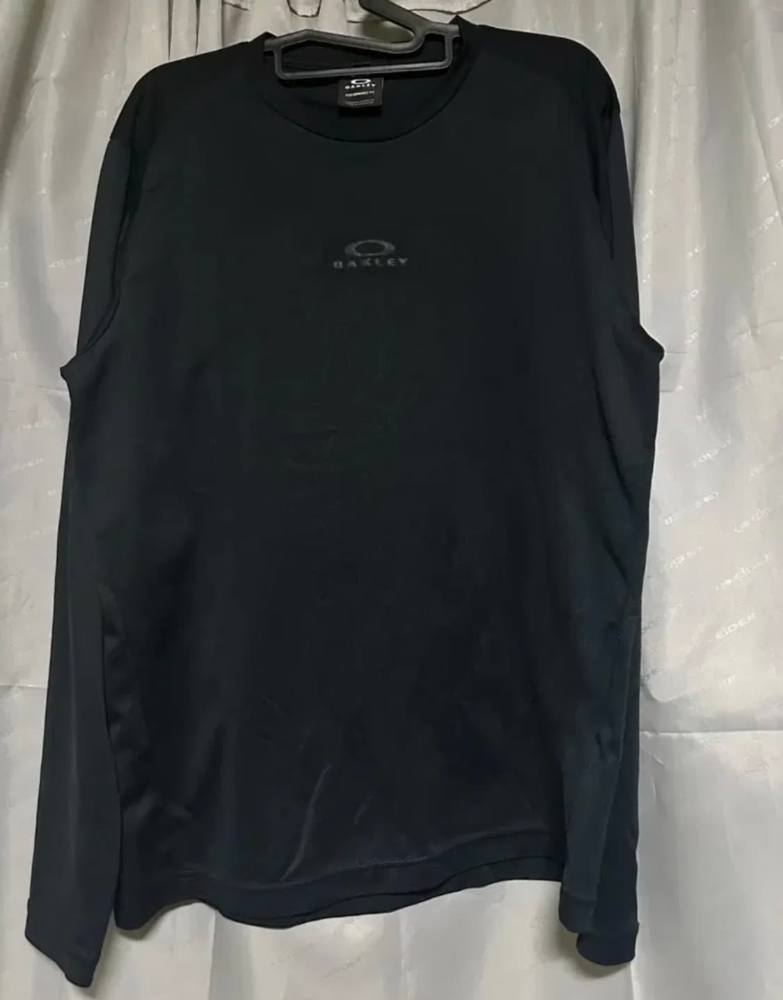 오클리 로고 롱슬리브 긴팔 블랙 상품이미지1