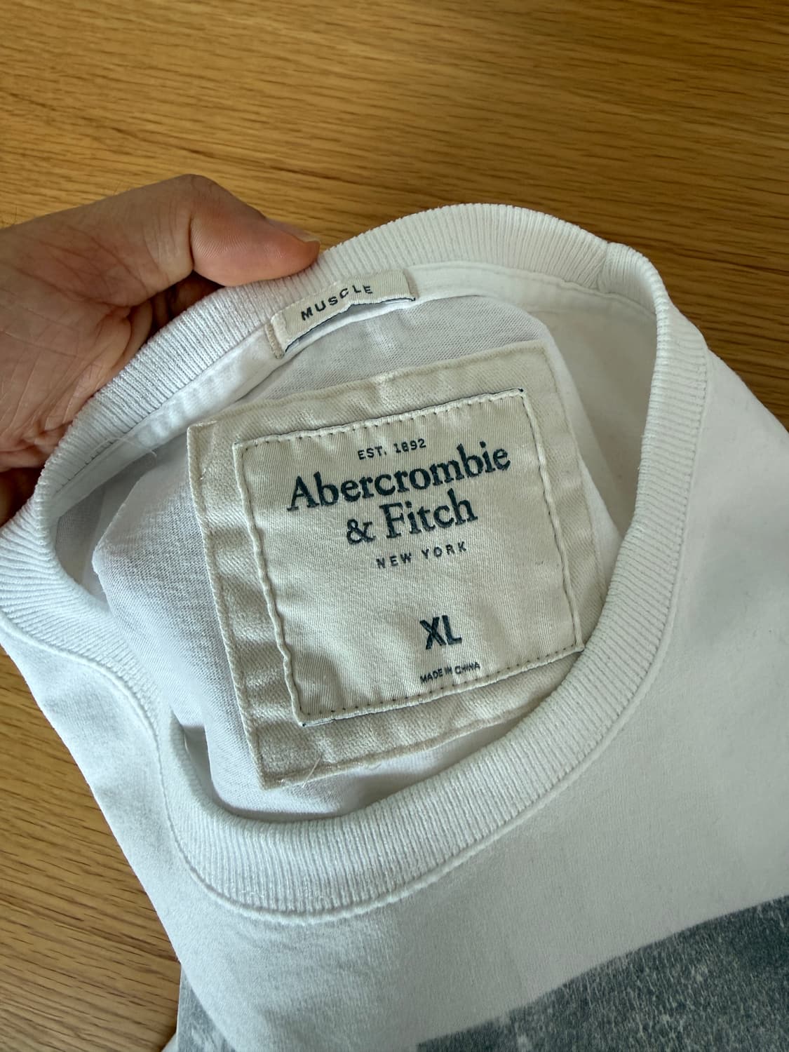 아베크롬비(Abercrombie & Fitch) 히어로 반팔 티셔츠 상품이미지5