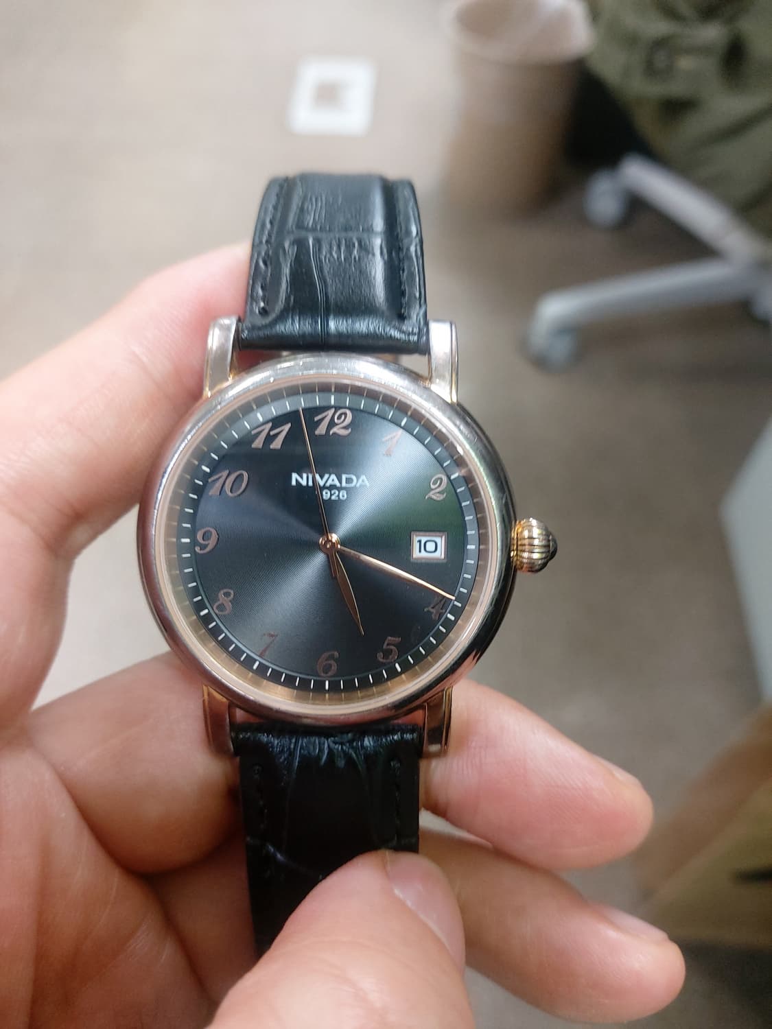 니바다 남성 가죽 시계 상품이미지1