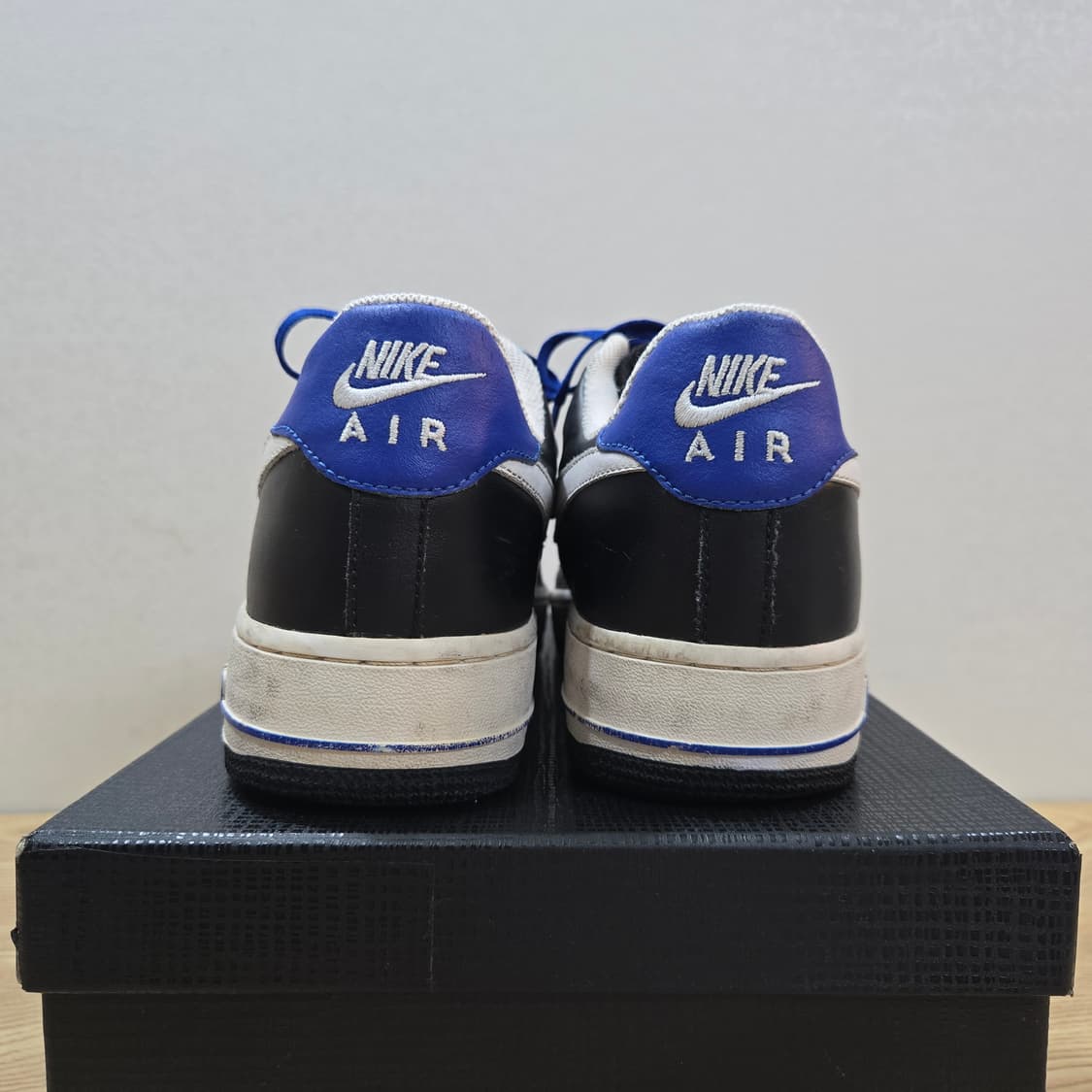 280 나이키 에어포스1 로우 블랙 화이트 82 컬러 상품이미지4