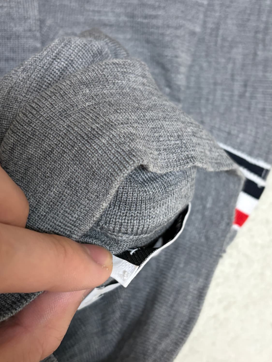 (새거급) 톰브라운 메리노울 여성 반팔 니트 40 톰브라운 여성 니트 상품이미지9