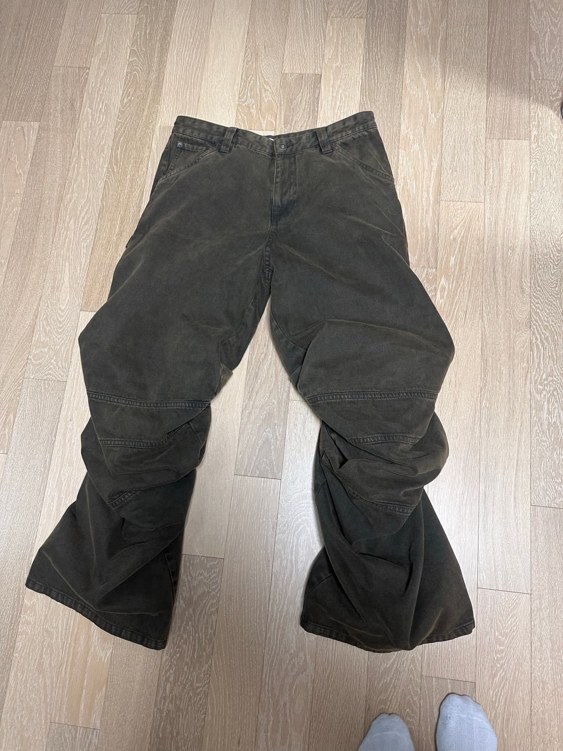 36사이즈 흐맨므 글렌마틴스 슬라우치 트윌 팬츠 상품이미지2