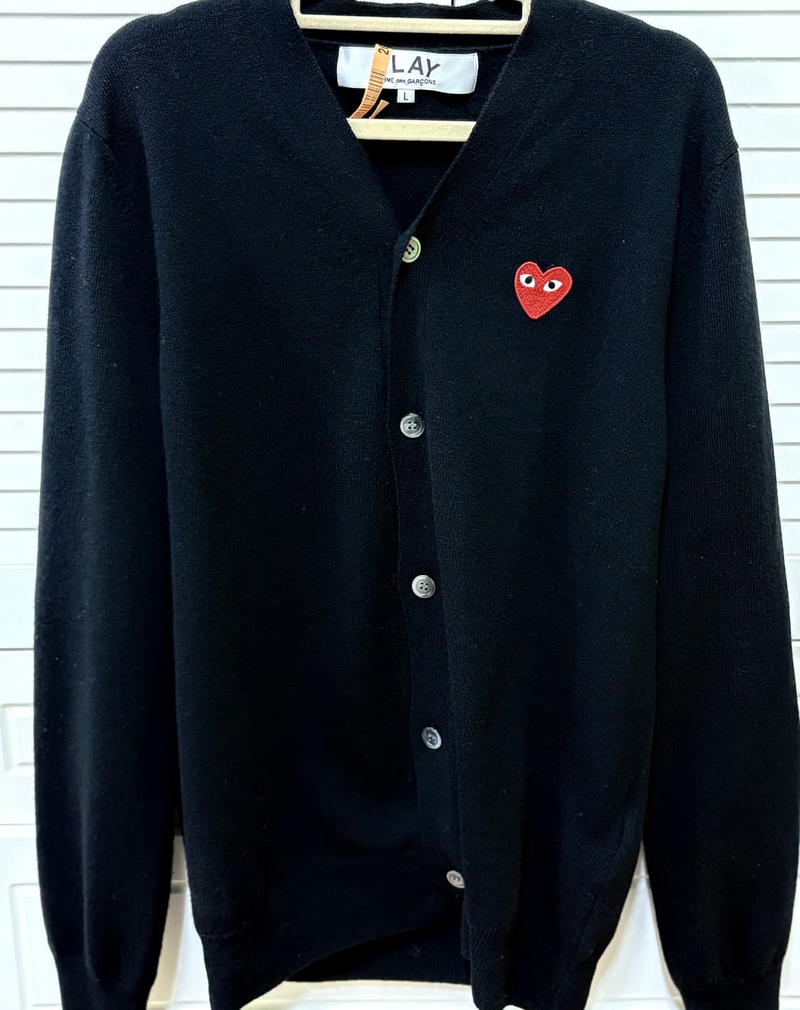 꼼데가르송 플레이 레드 하트 와펜 가디건 상품이미지1