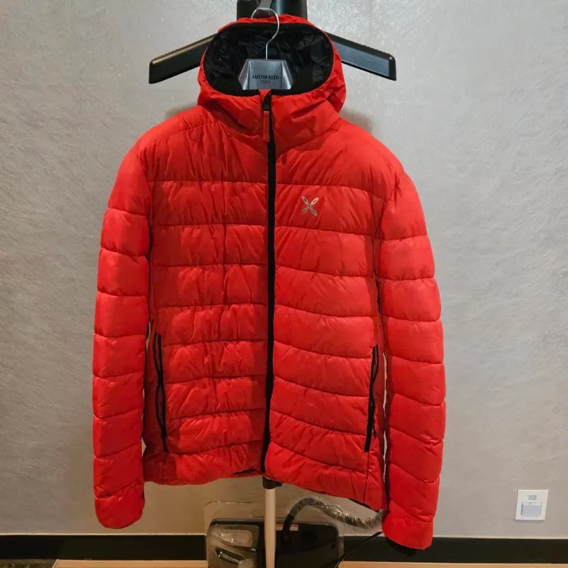 몬츄라 경량패딩 패딩 상품이미지1