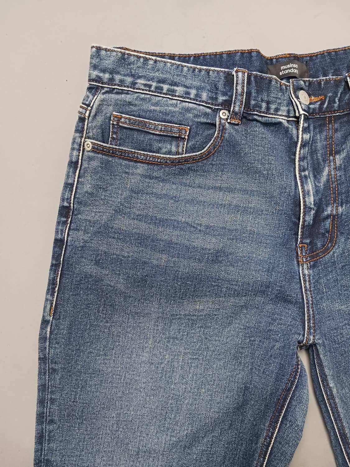 [34] 무신사 스탠다드 중청 테이퍼드 크롭 진 청바지 상품이미지2