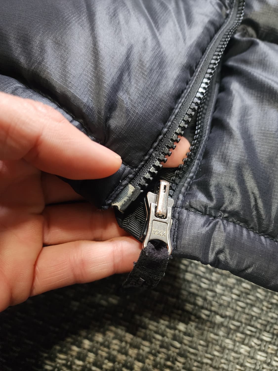 여성 노스페이스 눕시 패딩 블랙 85사이즈  상품이미지5