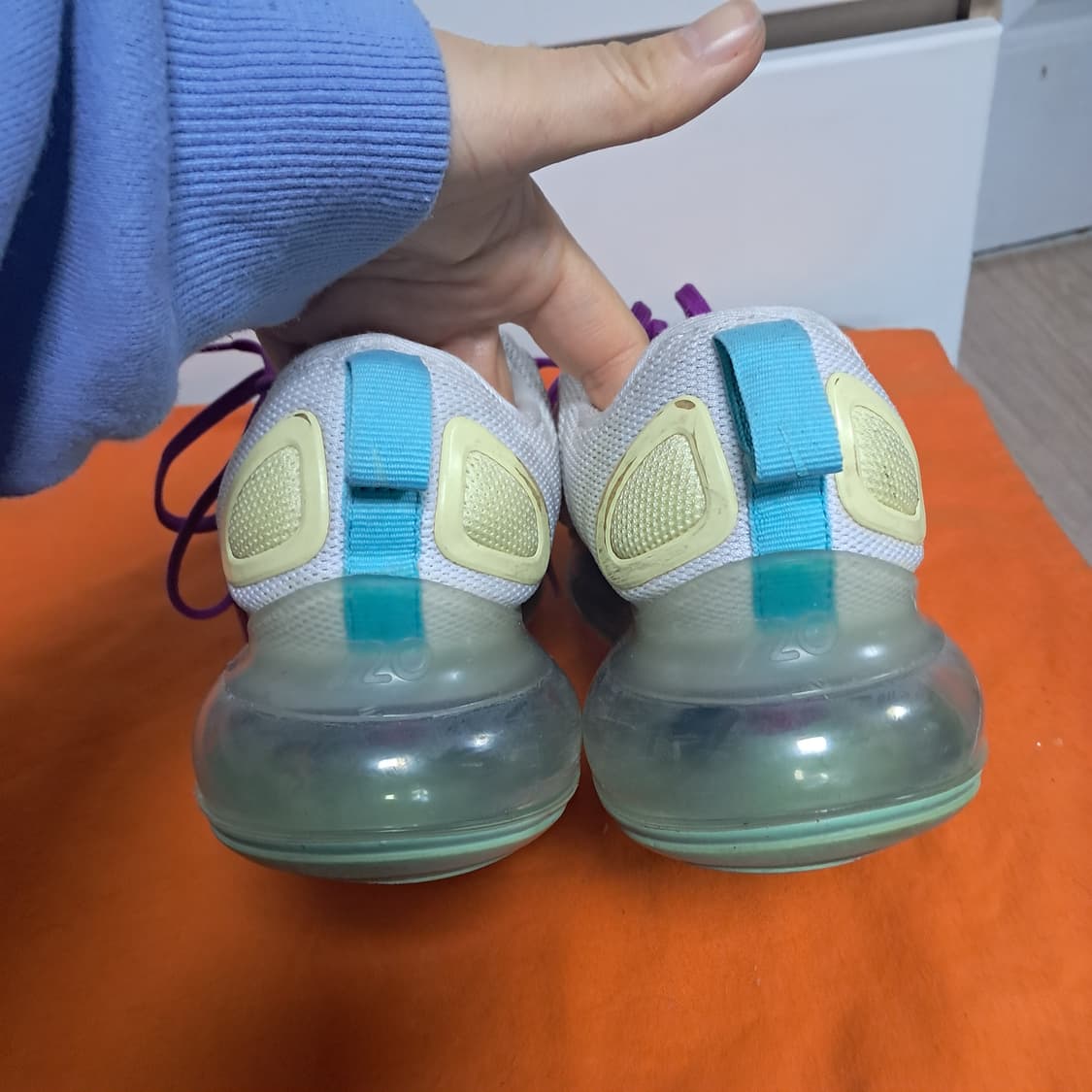 나이키 에어맥스 720 240~245mm 상품이미지5