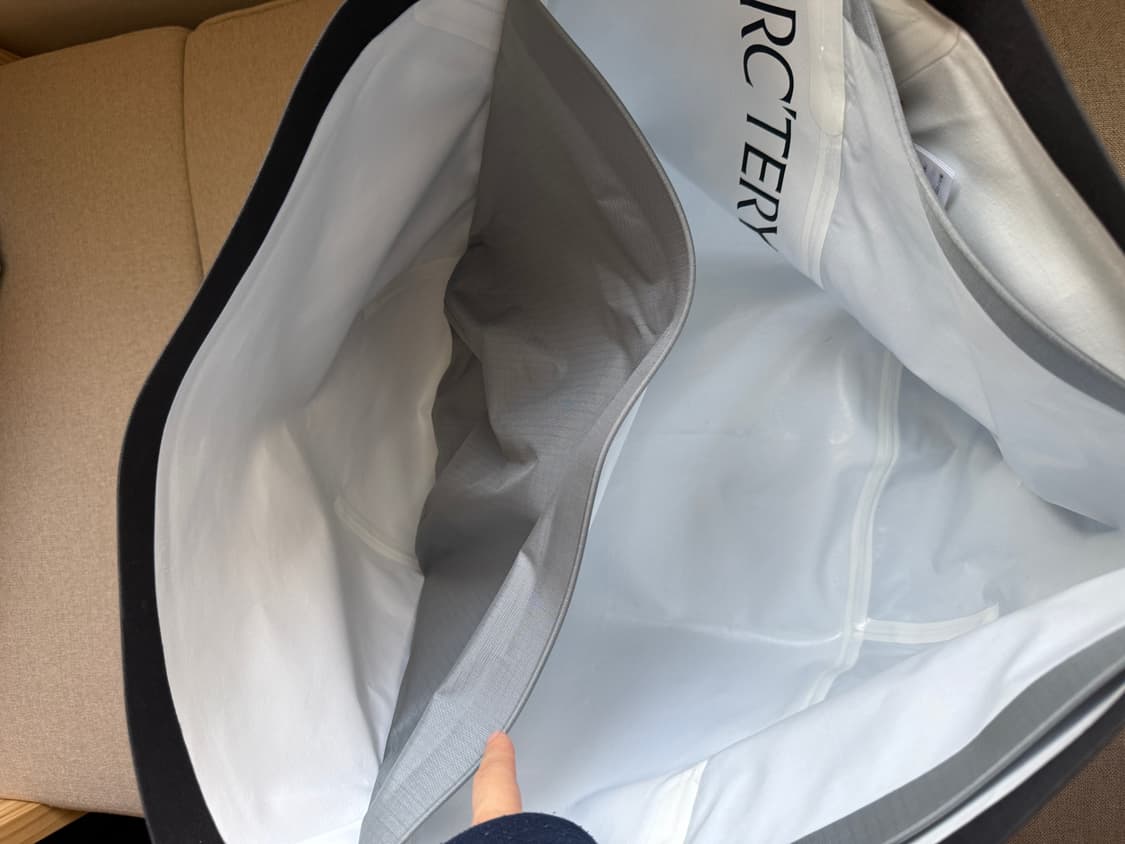 아크테릭스 캐리어 45 기어 토트백 상품이미지4