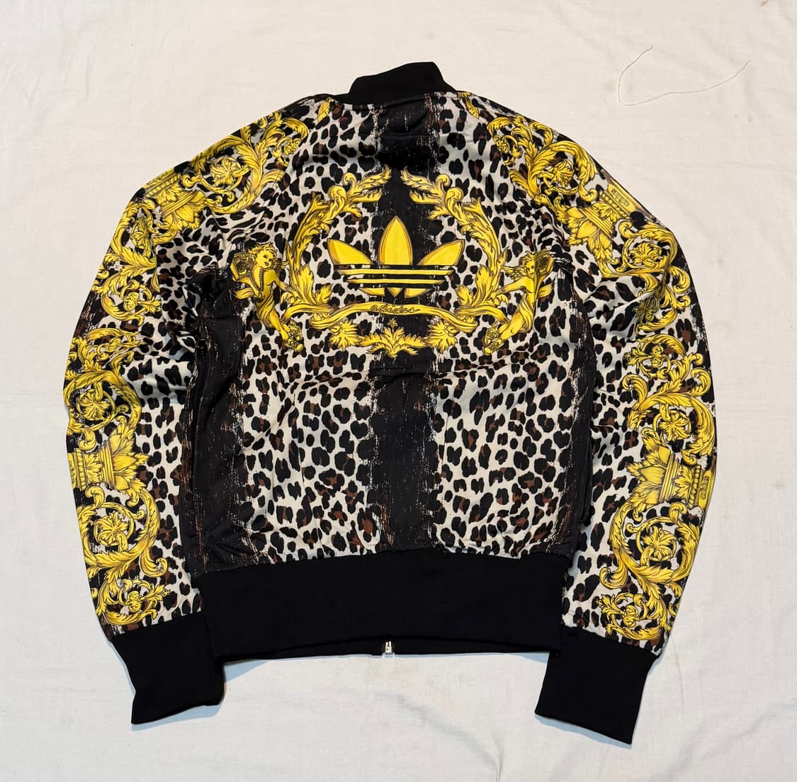 아디다스 X 제레미스캇 레오파드 트랙탑 져지 상품이미지3