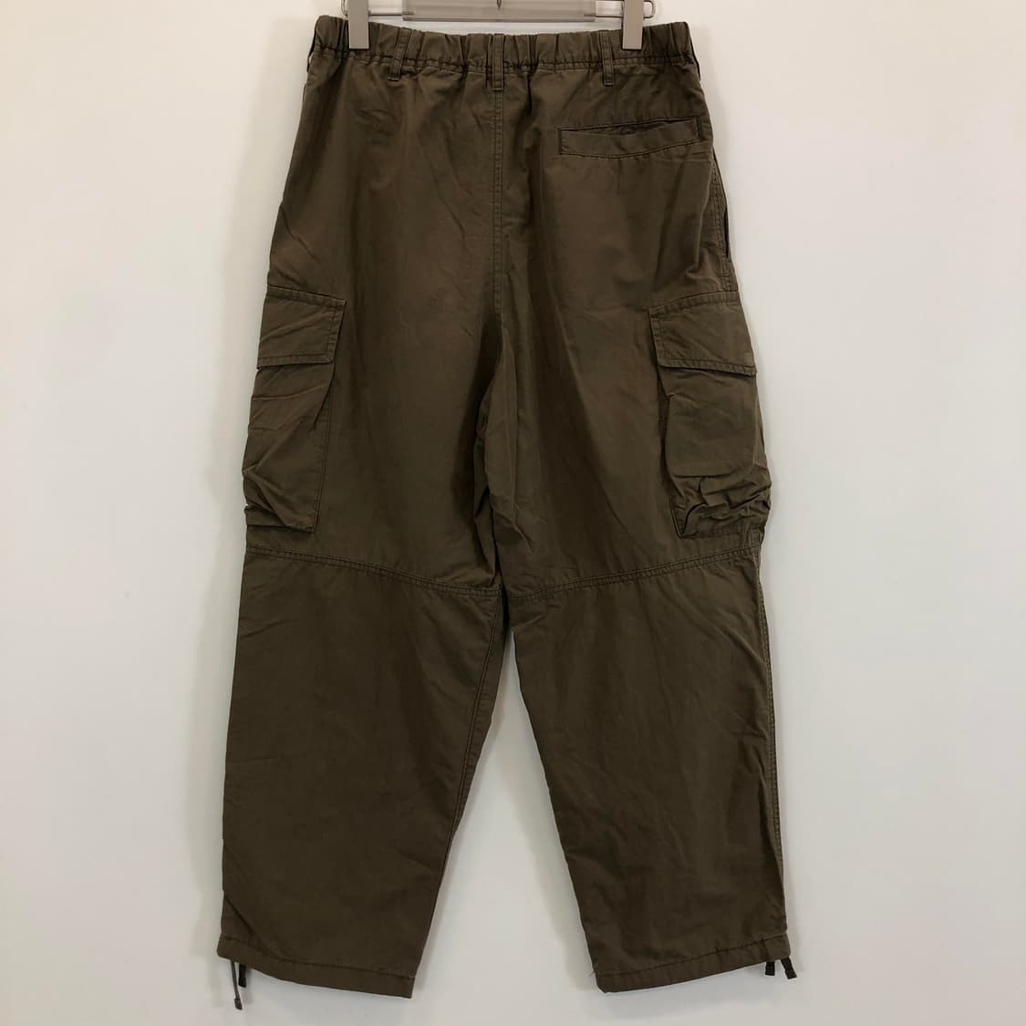 유니클로 와이드 파라슈트 카고팬츠 30 인치 상품이미지3